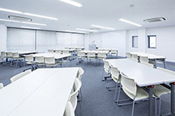 写真：3階 大会議室4