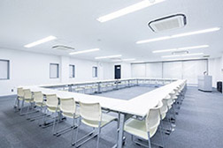 写真：3階 大会議室5