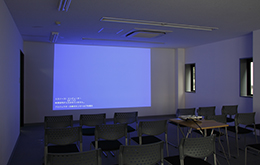 写真：プロジェクターシアター